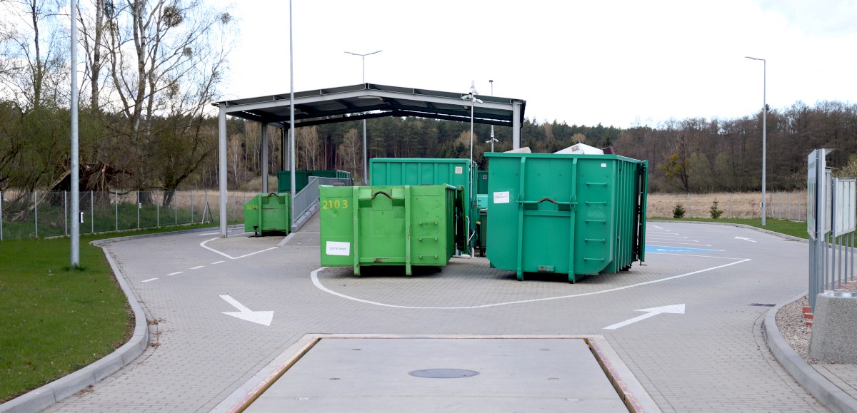 Punkt Selektywnej Zbiórki Odpadów Komunalnych w Dobrej