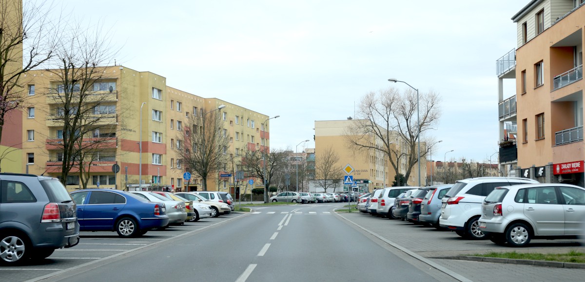 Ulica Bankowa w Policach