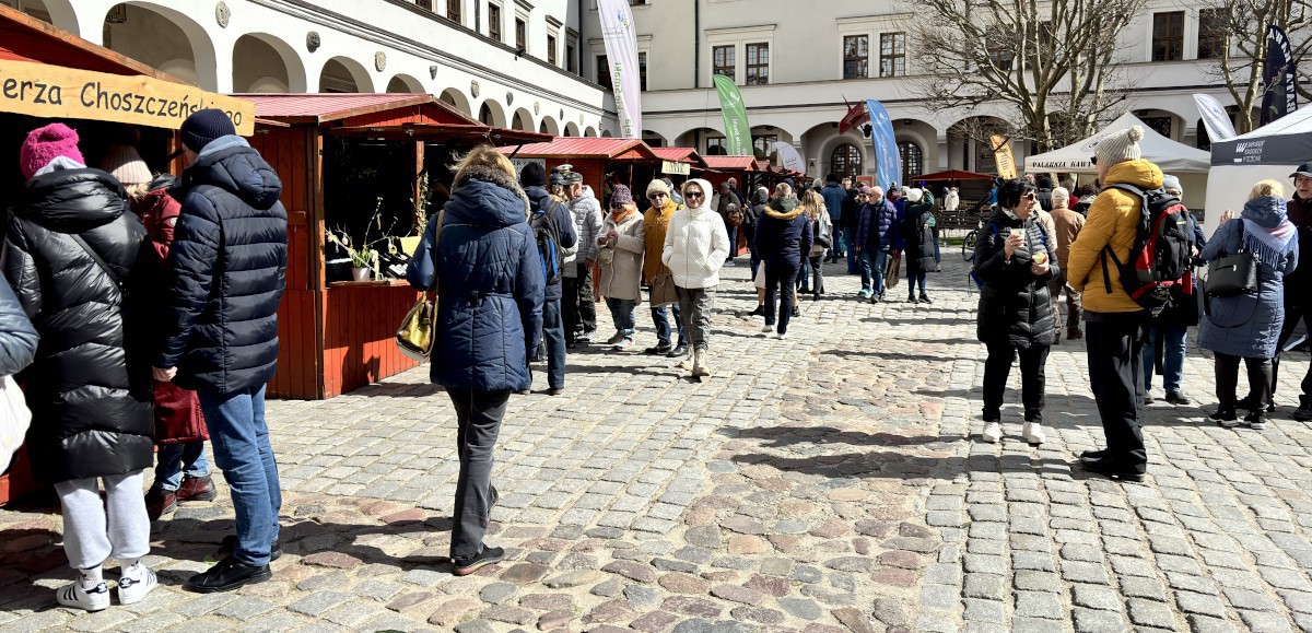 Kiermasz wielkanocny odbył się na Zamku Książąt Pomorskich w Szczecinie