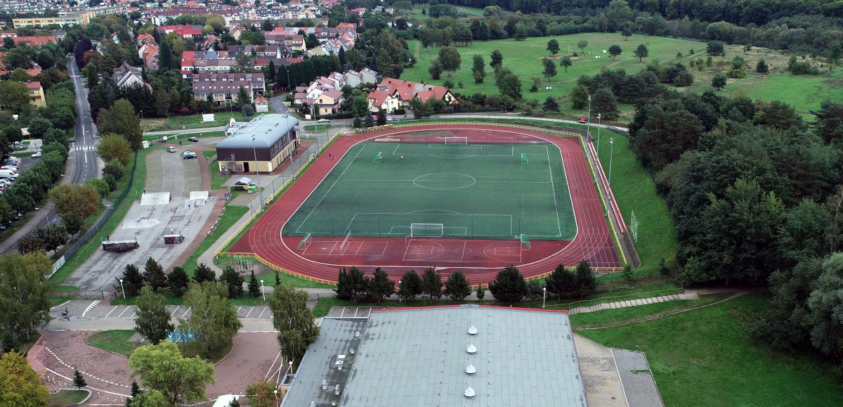Stadion Ośrodka Sportu i Rekreacji w Policach przy ul. Piaskowej 97